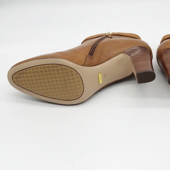 Lauren Ralph Lauren caramel colored leather Brin ankle boots with 3-4" heel - Picture 7 of 15